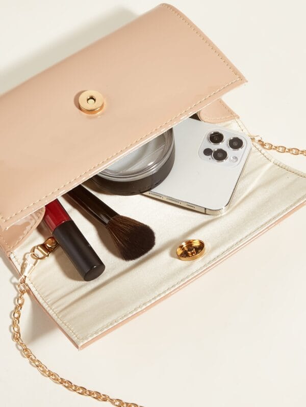 Nude Clutch